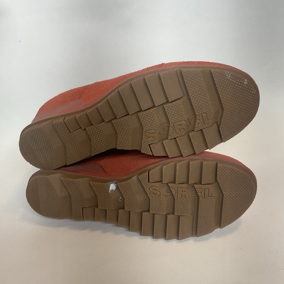 NWOT SOREL Evie Warp‎ Red  Suede Leather Hidden Wedge Ankle Boots 9/40 - Picture 9 of 9